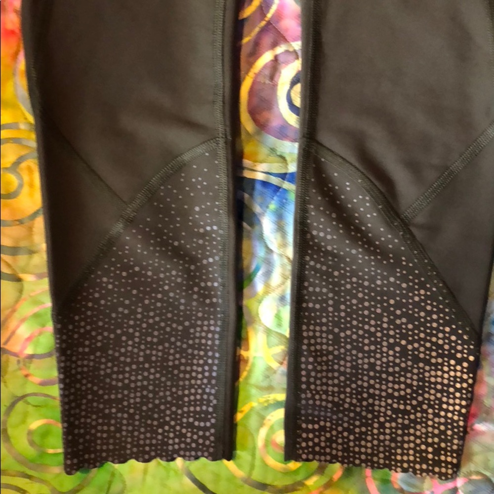 NWT LULULEMON Tight Stuff Tight Gator Green GTRG - Picture 6 of 7